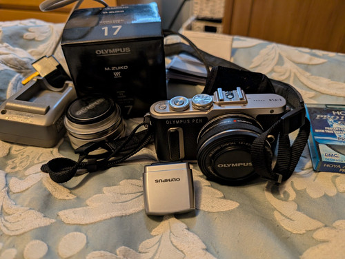 Olympus pen pl8 with - pen,