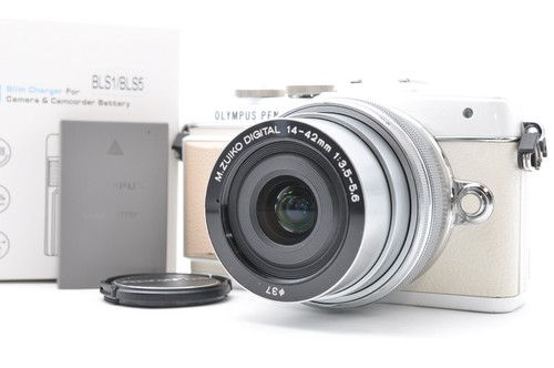 Near mint olympus pen lite - mint,